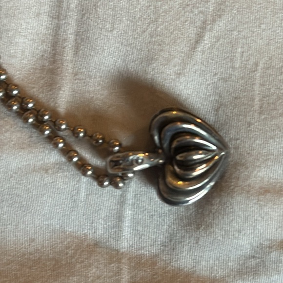 Lagos fluted heart necklace on 34” chain - Picture 3 of 3